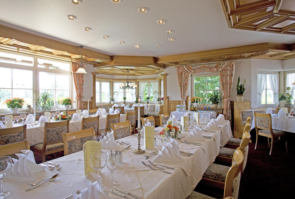 Hotel-Restaurant Walserhof ヴァッサーブルク エクステリア 写真